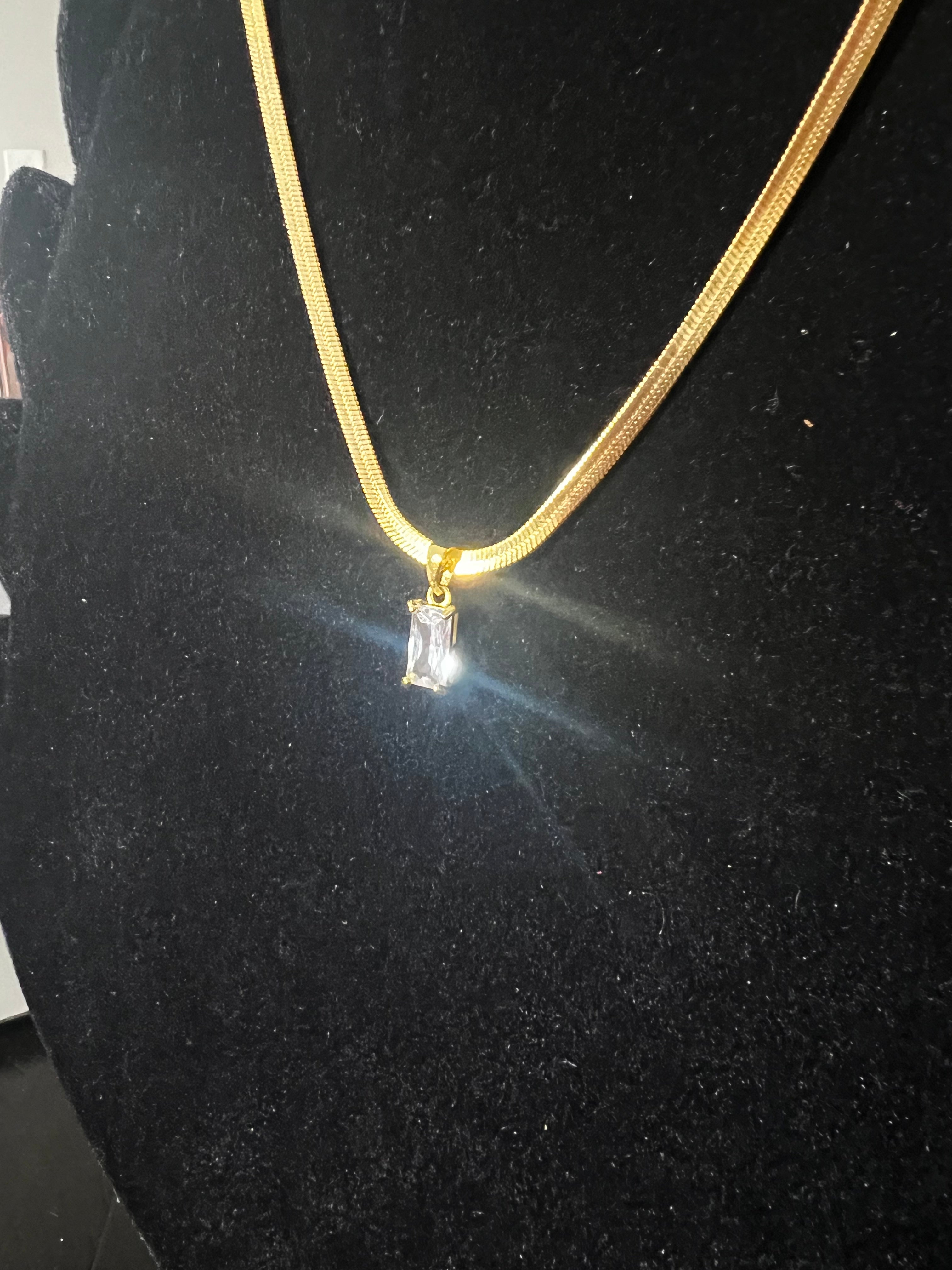 Elegant Emerald Cut Necklace
